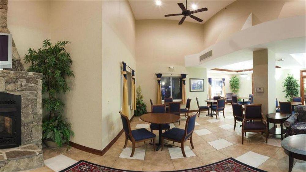 Holiday Inn Express Hotel & Suites Cherokee-Casino By Ihg Exterior photo