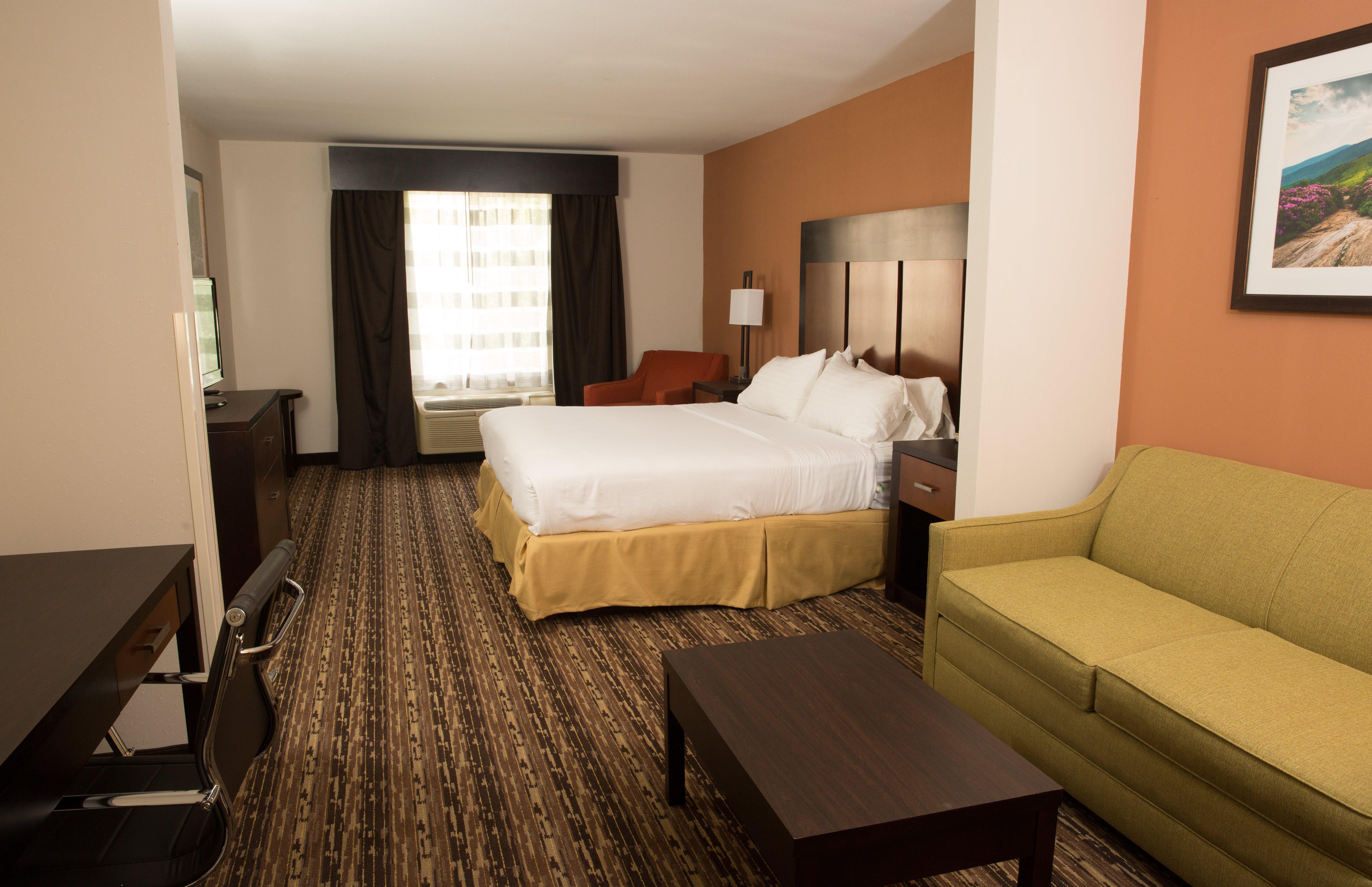 Holiday Inn Express Hotel & Suites Cherokee-Casino By Ihg Exterior photo