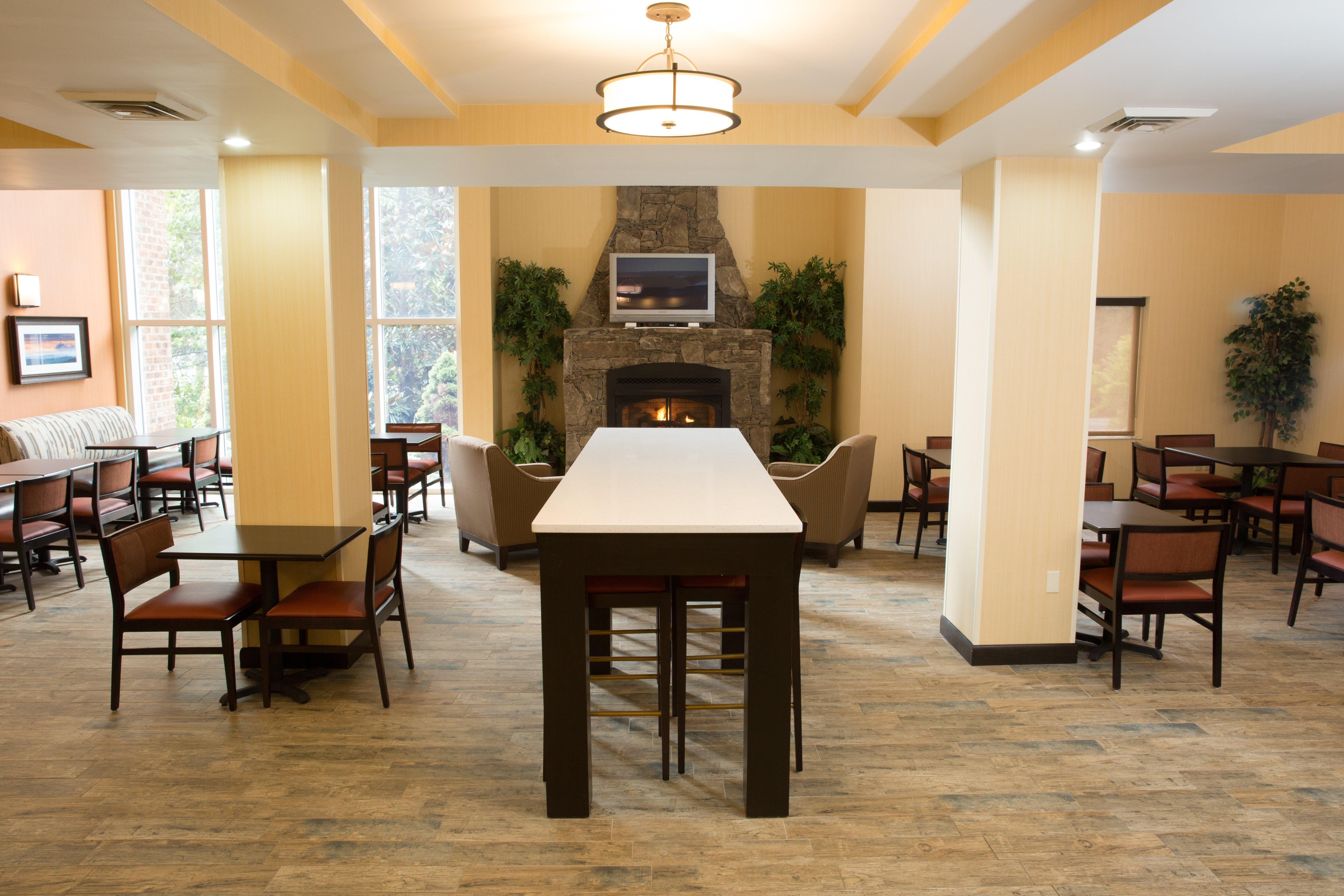 Holiday Inn Express Hotel & Suites Cherokee-Casino By Ihg Exterior photo