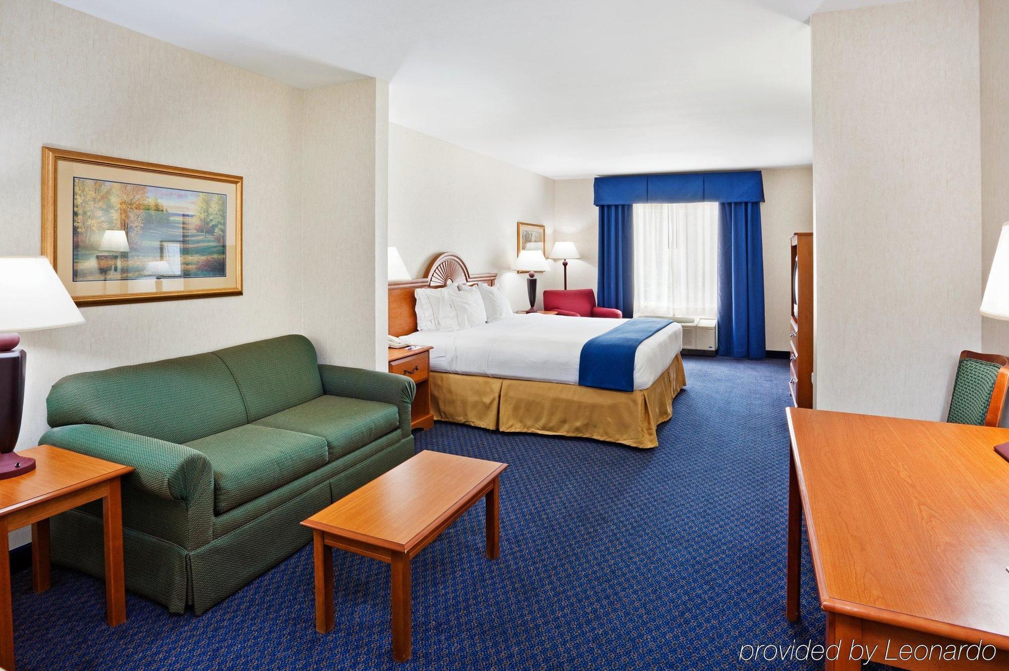 Holiday Inn Express Hotel & Suites Cherokee-Casino By Ihg Exterior photo