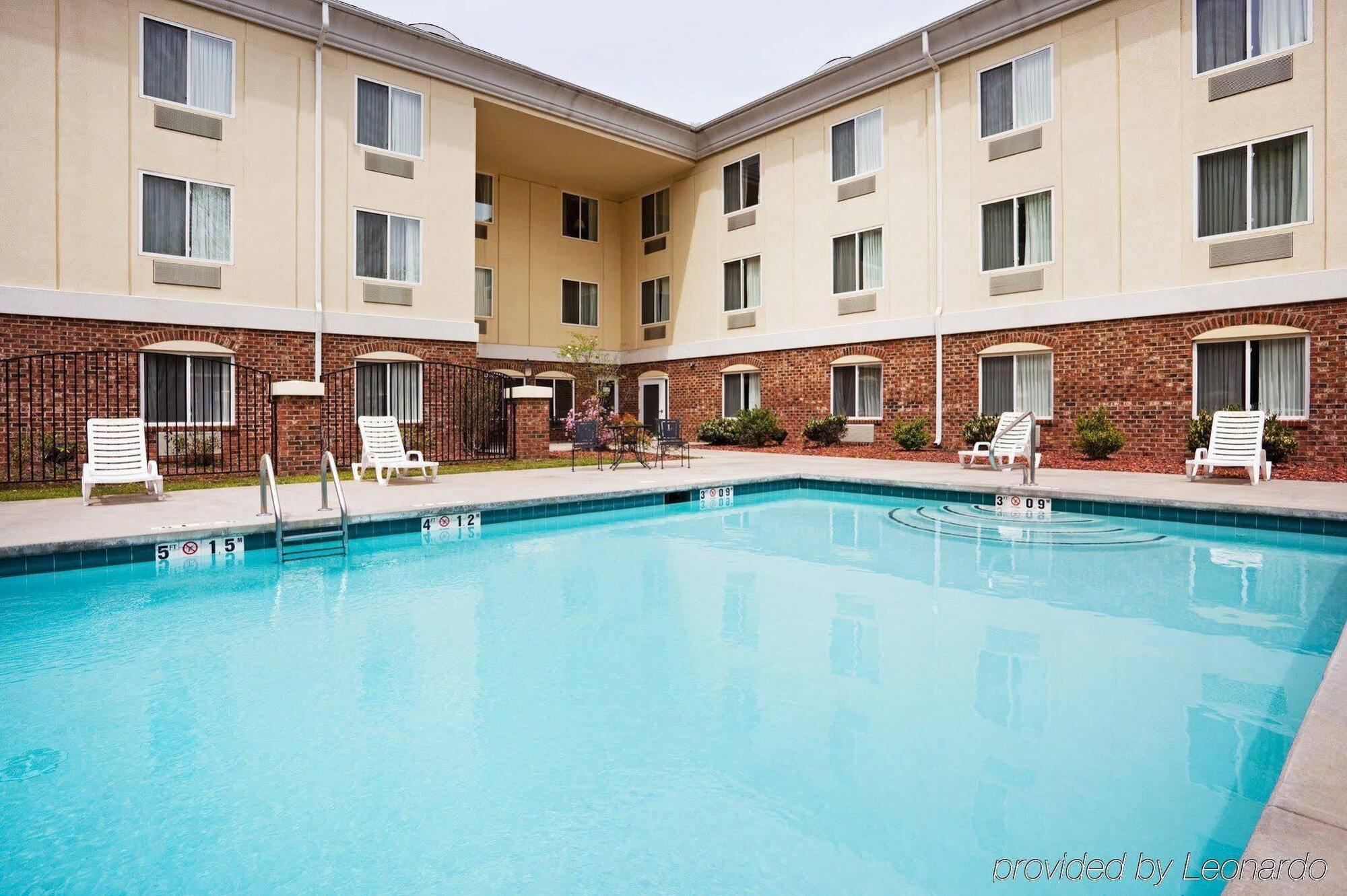 Holiday Inn Express Hotel & Suites Cherokee-Casino By Ihg Exterior photo